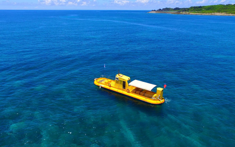 後壁湖半潛艇250起