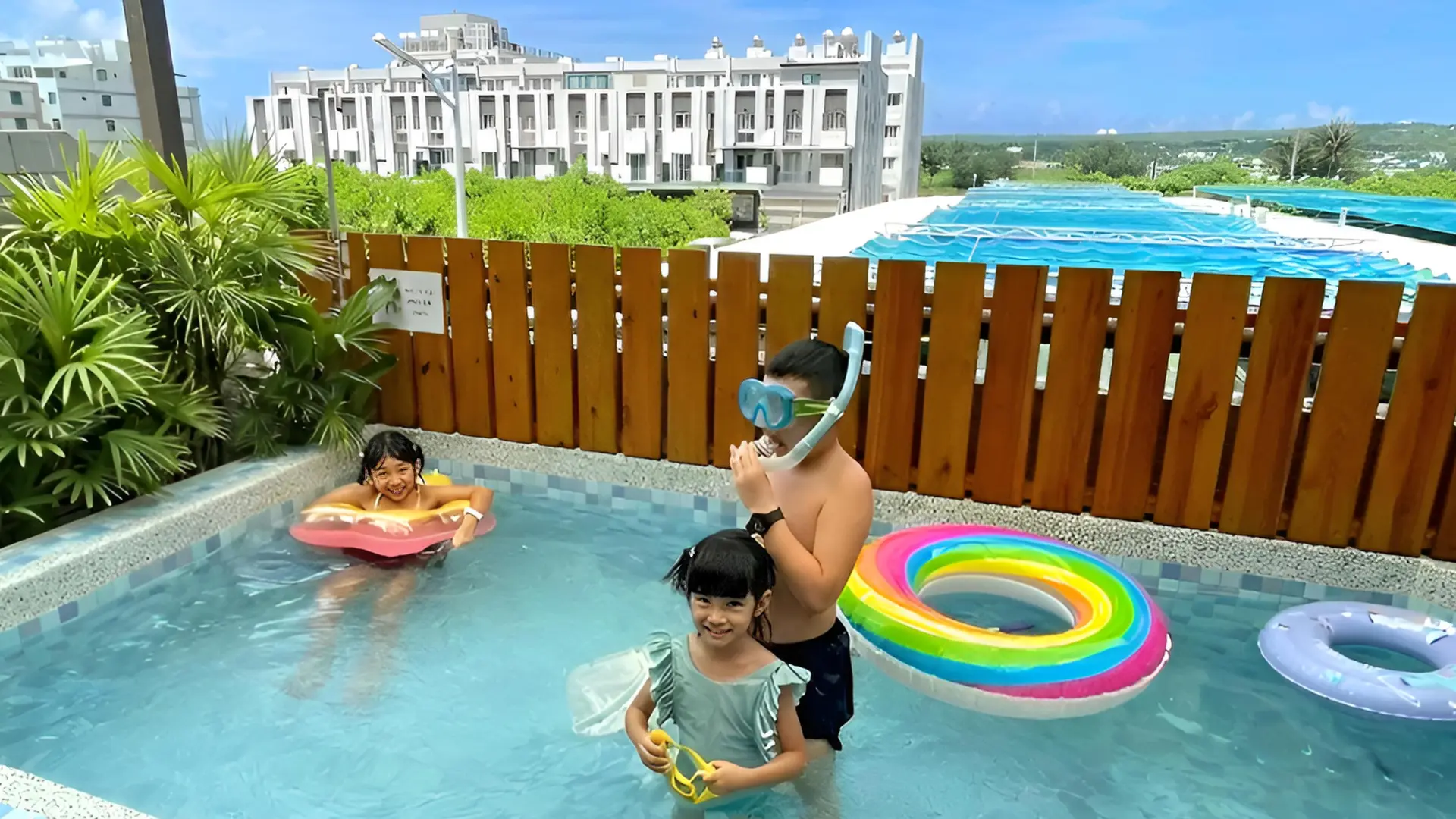 博拉樂包棟民宿主視覺