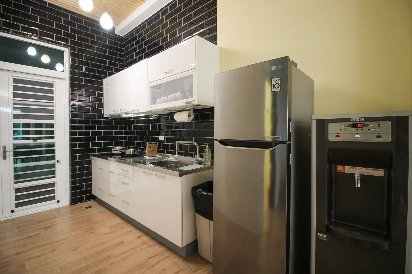 可開伙廚房與飲水機
