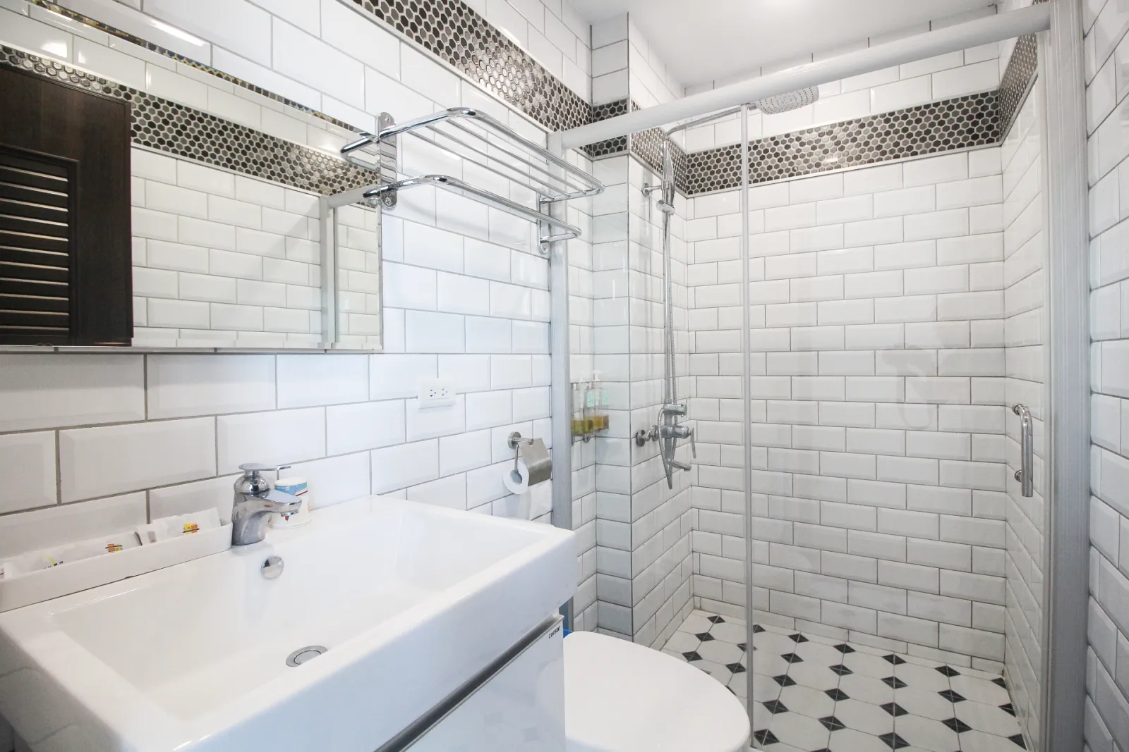 305滿天星雙人房乾濕分離衛浴